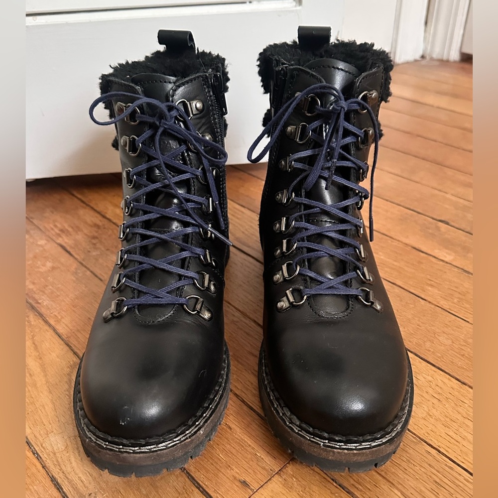 Women’s 38 Pajar Waterproof Winter Boots